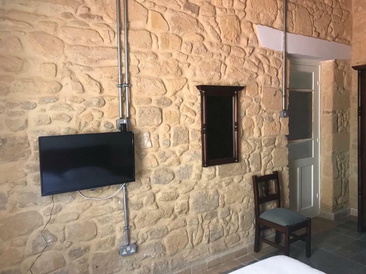 Palm Garden Guest House Nikosia Eksteriør bilde